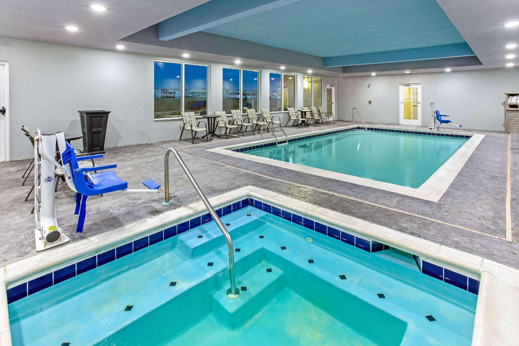 La Quinta By Wyndham Paducah Hotel Bagian luar foto